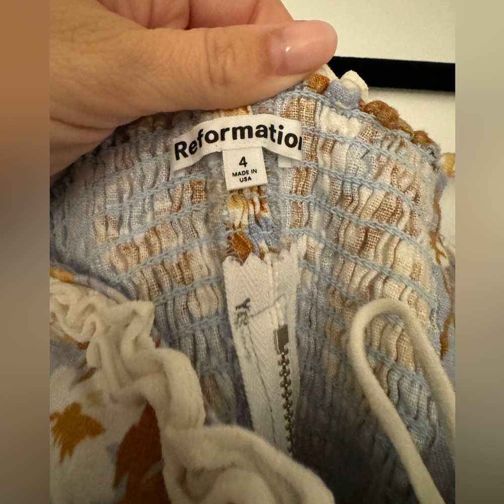 Reformation Skylar Linen Top Heavenly Size 4 worn once - Picture 11 of 11